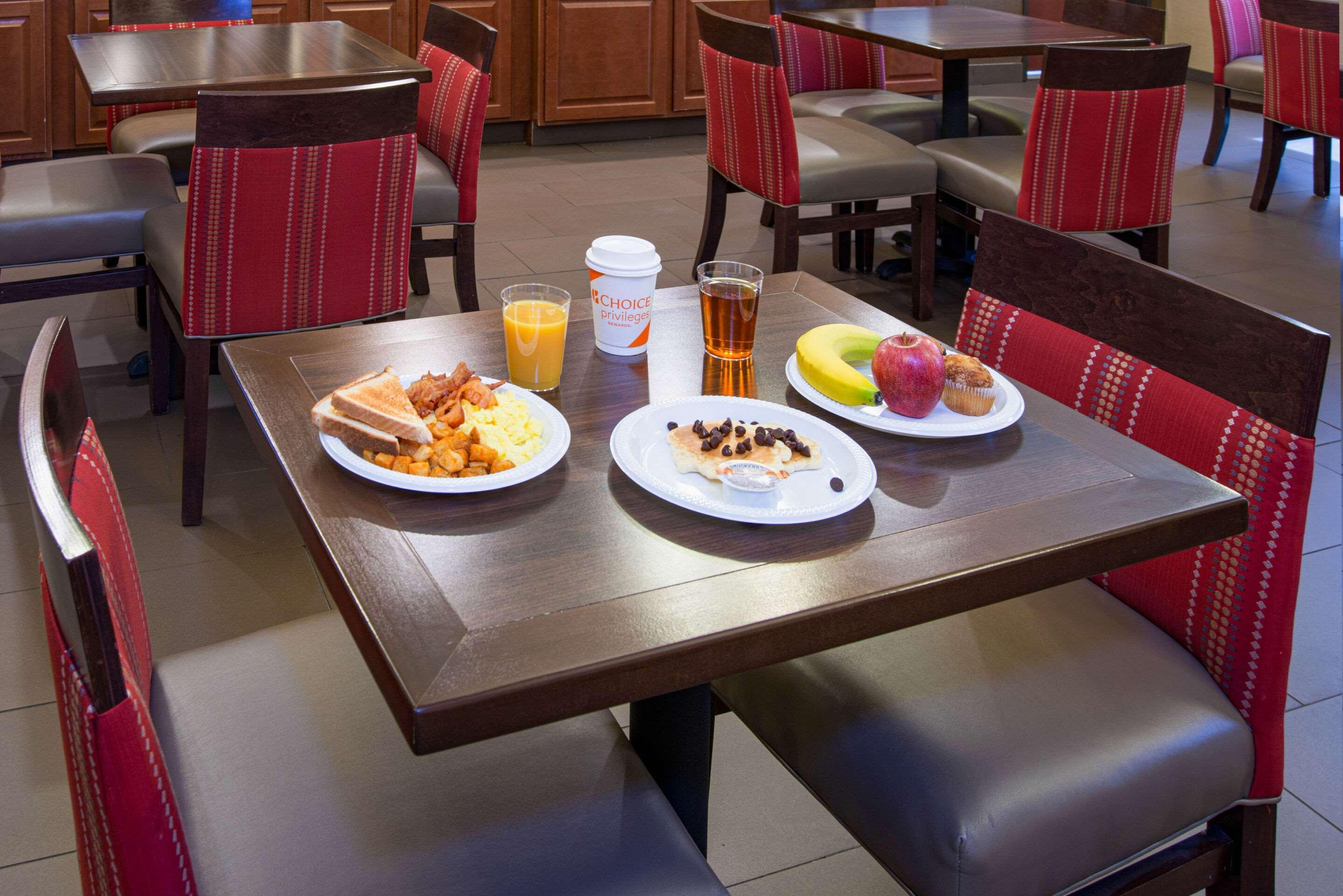 Comfort Inn Naugatuck - Waterbury Exterior foto