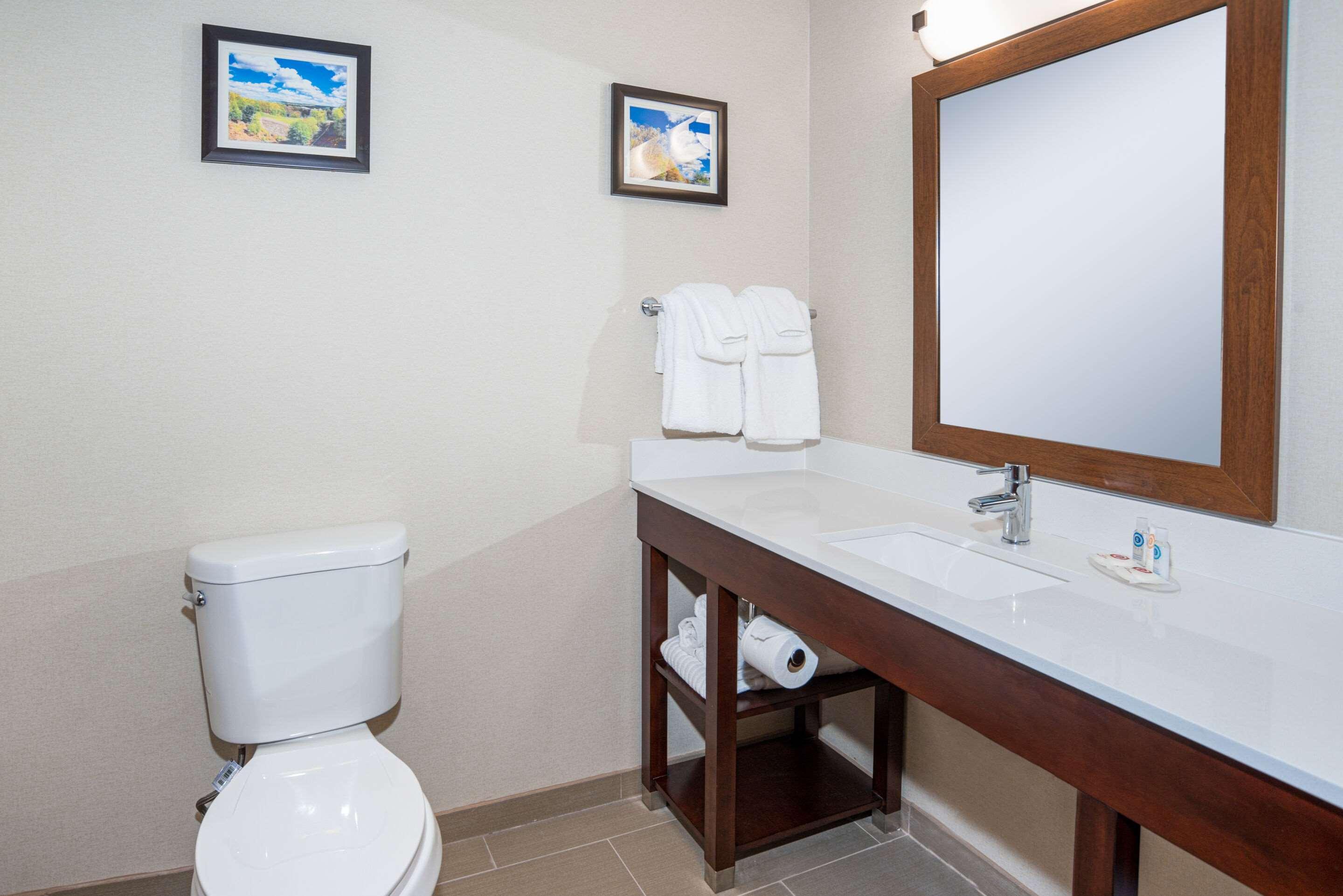 Comfort Inn Naugatuck - Waterbury Exterior foto